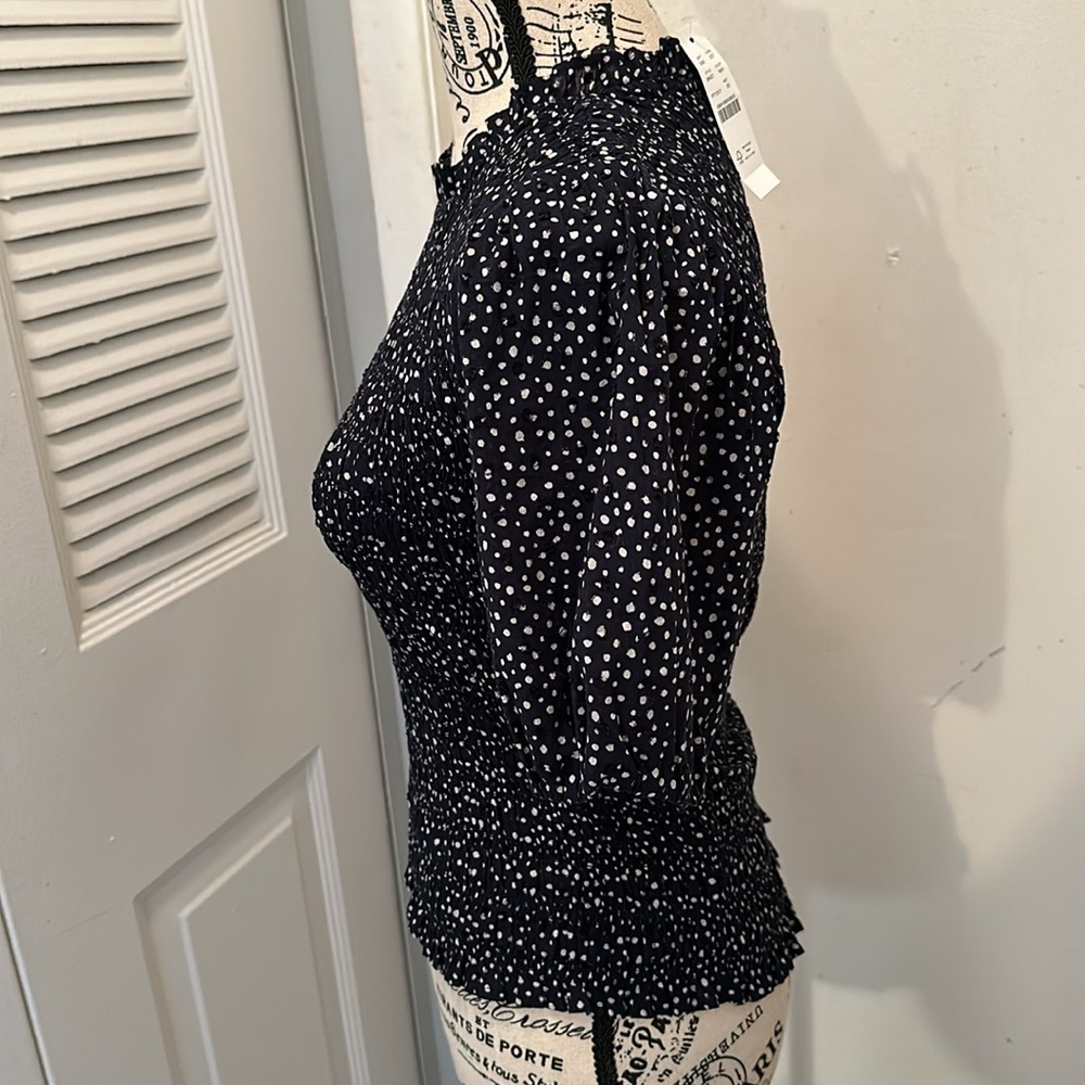Jcrew Bundle of 2 puff sleeves tops- one white and one Navy with dots Sz XS NWT - Picture 7 of 9